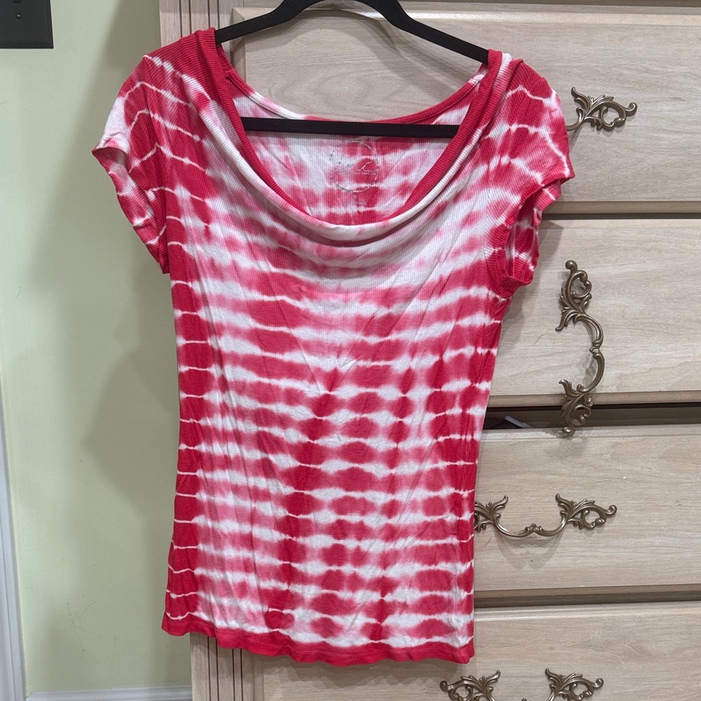 Red and White Tie-Dye Women's Top